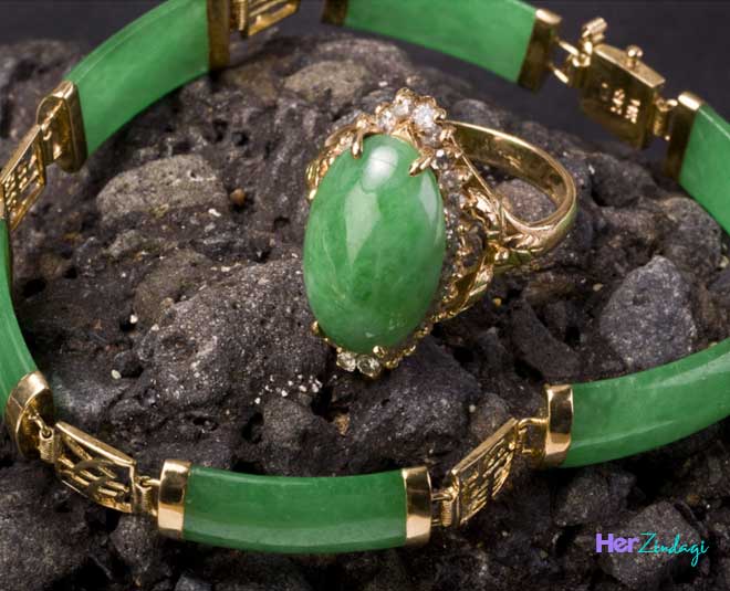 Jade Green Gem Stone at best price in Thane by Srie Connections