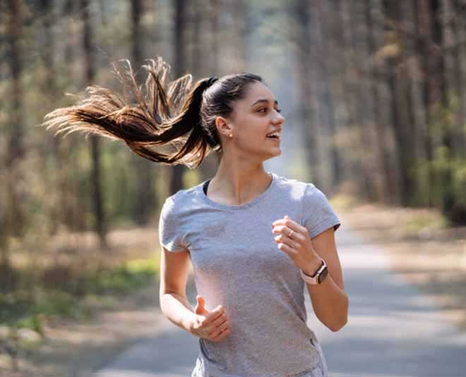 नाश्ते से पहले थोड़ी फिजिकल एक्टिविटी करें jogging for weight loss inside