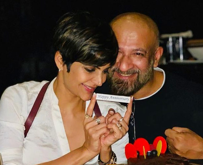 mandira and raj kuashal love marriege