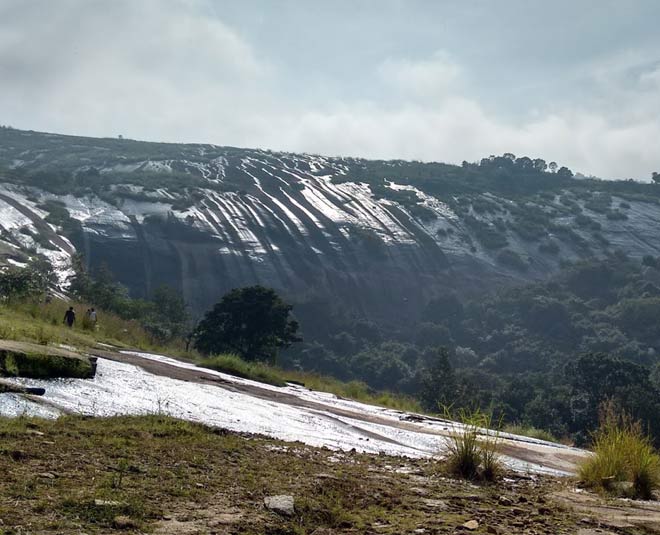 nandi hills tourist places inside 