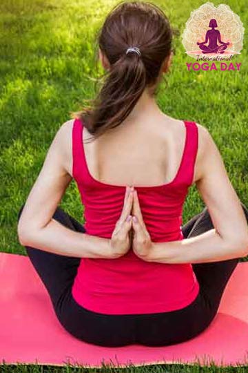 Reverse prayer yoga pose: Benefits of pashchima namaskarasana