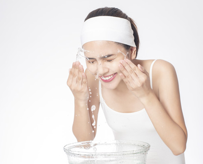 properly wash face