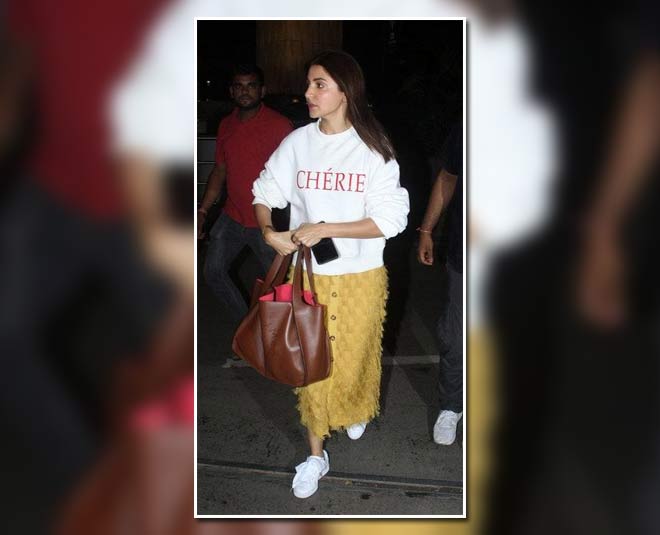 10 Times Anushka Sharma Rocked White Outfits At The Airport