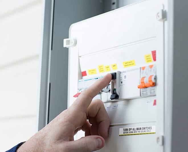 things should never do during rainy days inside 