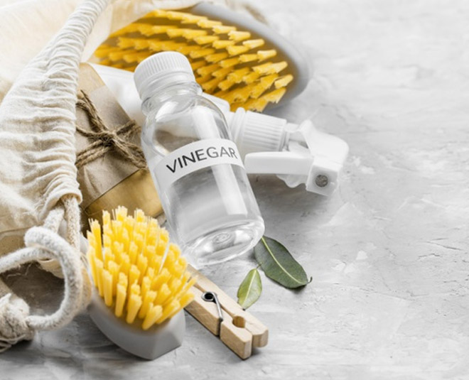 water vinegar for carpet cleaning