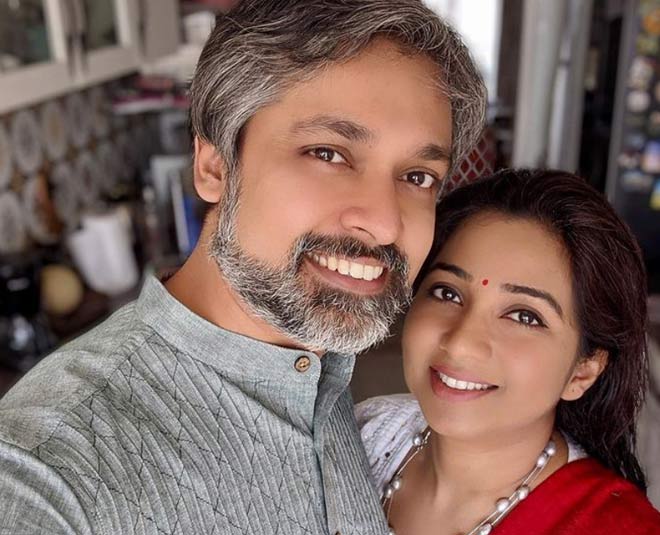 Shreya Ghoshal & Shiladitya Are Soon To Welcome Their First Child, Know ...