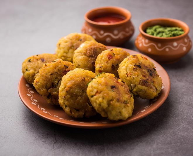 Have Leftover Aloo Sabzi? Turn It Into These Tasty Snacks | HerZindagi