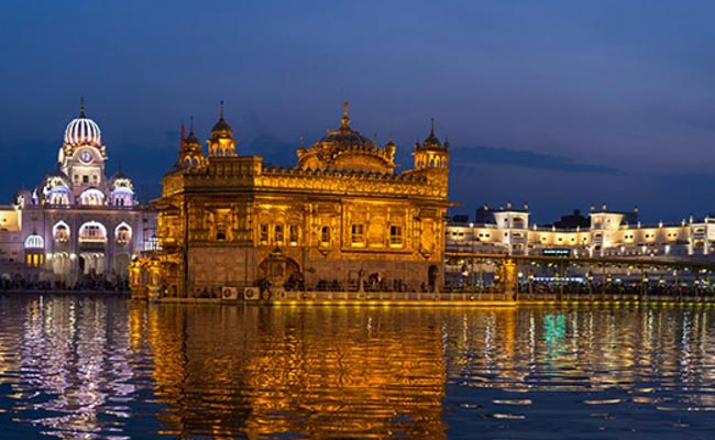 गोल्डन टेम्पल के लंगर का समय क्या है? amritsar city lights