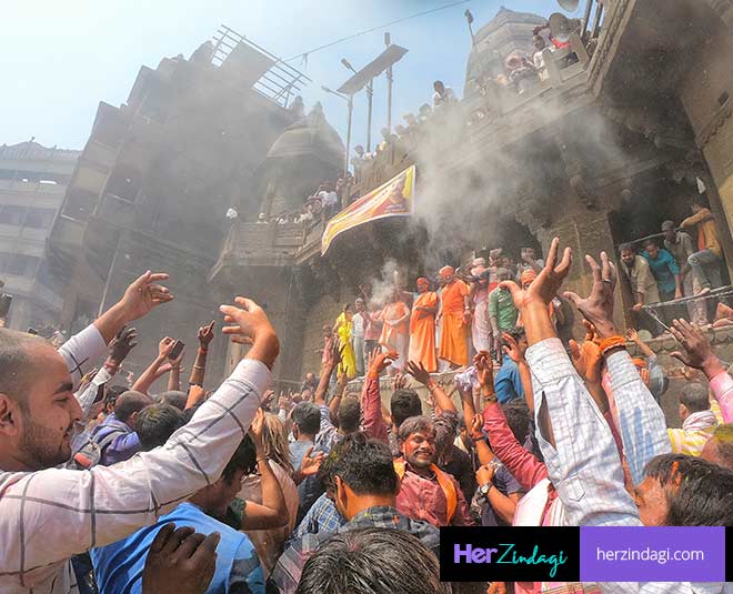 bhasm holi banaras