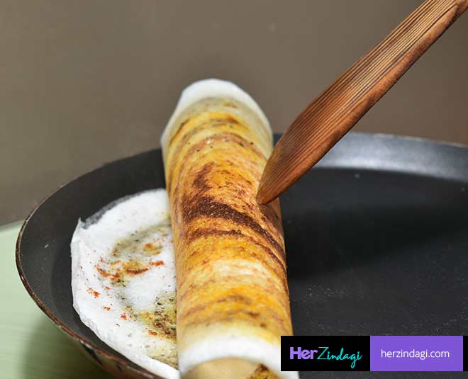 Make Plain Dosa At Home On A Tawa With This RecipeMake Plain Dosa At Home On A Tawa With This