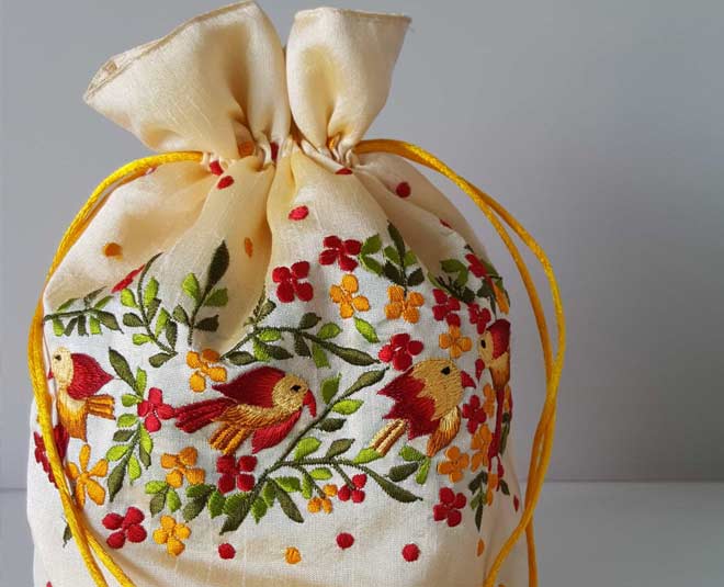 dupatta reuse ideas potli bag