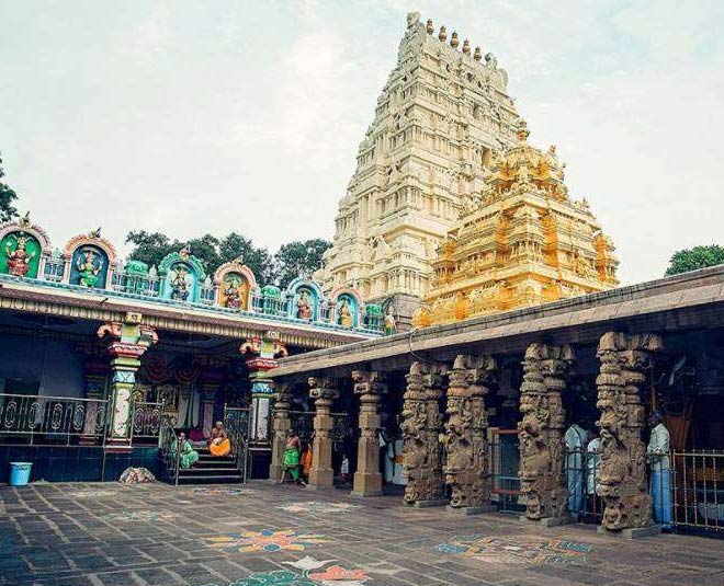 famous shiva temple in south india inside 