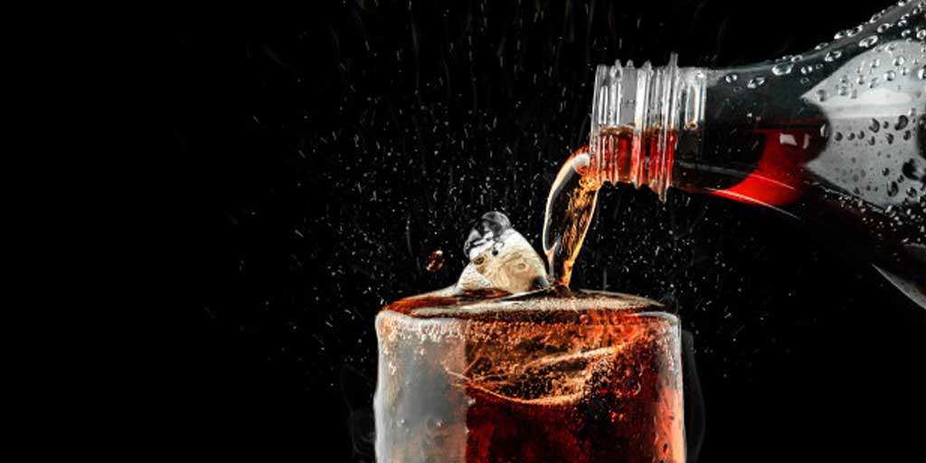 How To Keep Cold Drink Fizzy इस 1 ट्रिक से 2 लीटर कोल्ड्रिंक की बॉटल