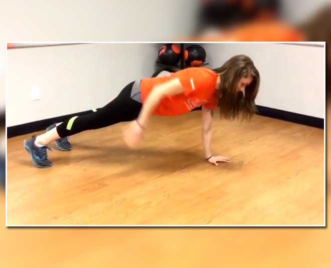 high plank thigh tap