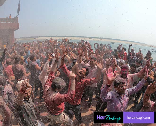 holi festival banaras