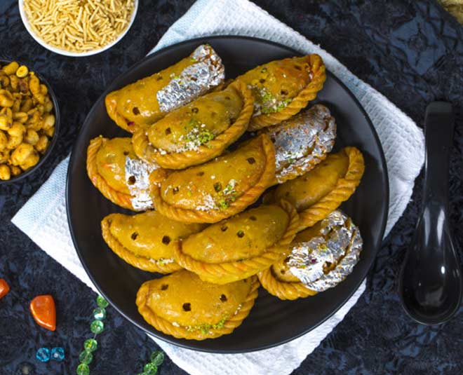 homemade sugar free gujiya