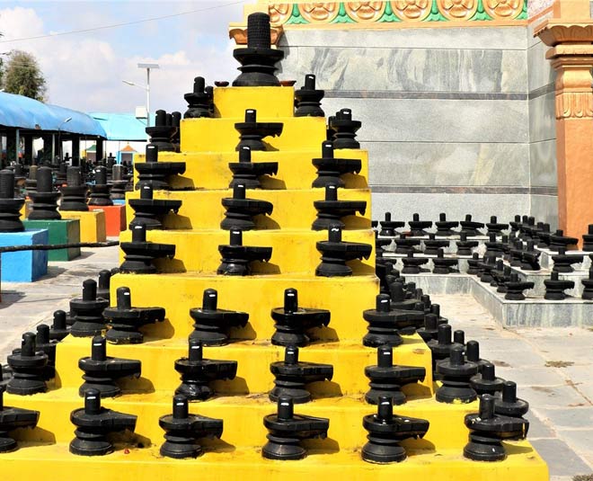 kotilingeshwara temple history karnatak INSIDE 