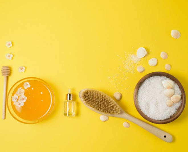 orange powder face pack inside 