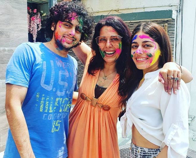 pooja bedi celibrate holi