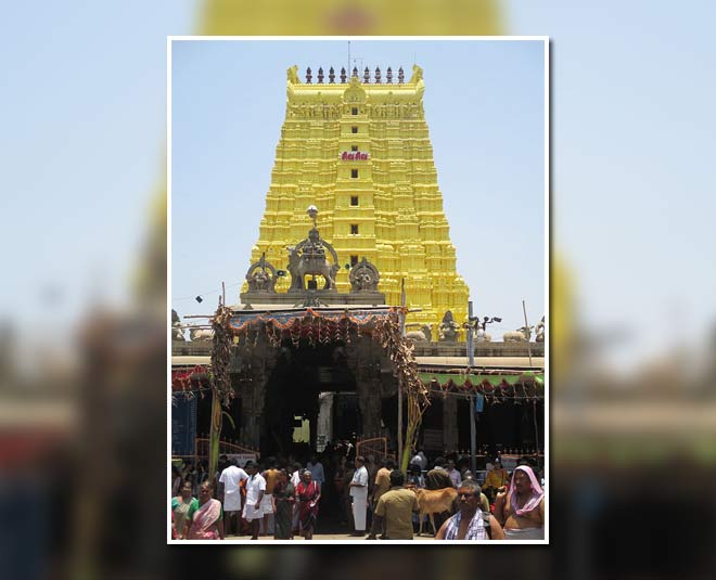 shiva temple in south india inside 