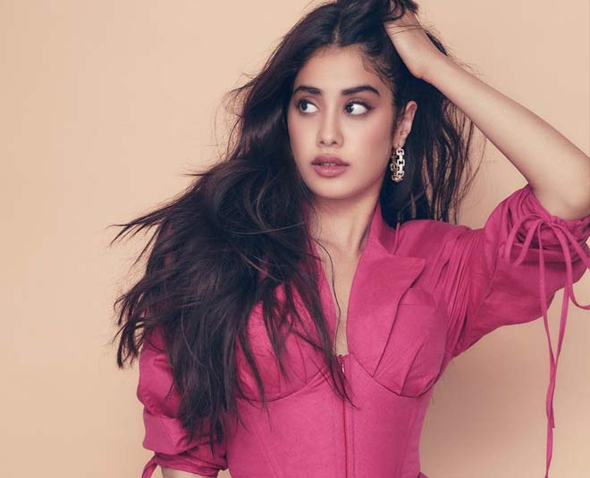 Janhvi Kapoor's go-to haircare routine includes these three ingredients |  Life-style News - The Indian Express