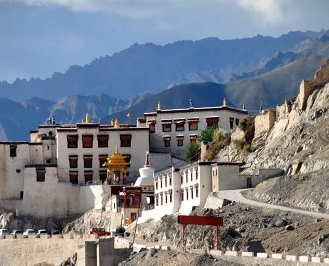 about phugtal  monastery facts inside 