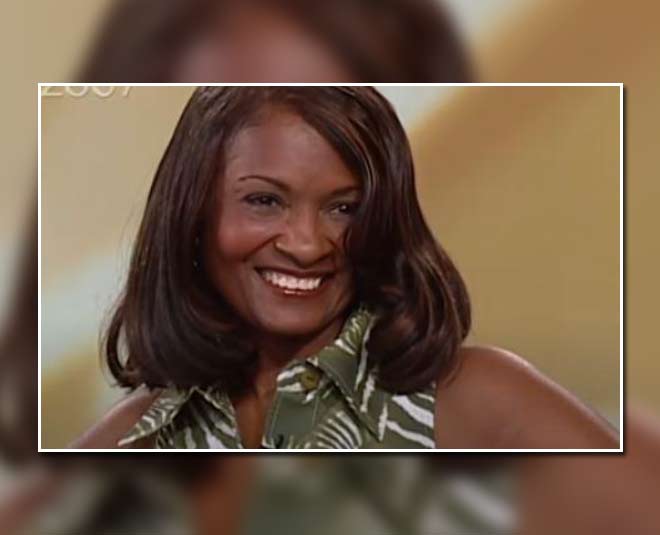 70-Year-Old Woman Who Looks 30 Reveals Her Age-Defying Beauty Secret  (VIDEO)