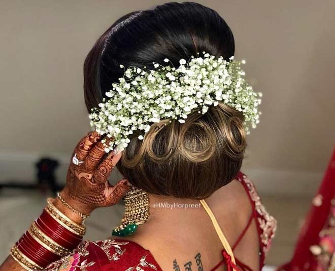 Floral bun | Bridal hair buns, Bridal hair accessories flower, Bridal  hairstyle indian wedding