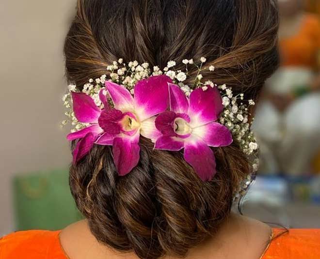 असली फूल से अपने बालों को कैसे स्टाइल करें? | Easy Hairstyles Using Real  Flowers | Be Beautiful - YouTube