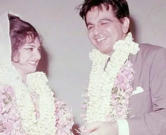 Dilip Kumar Passes Away At 98 Looking Back At His Timeless Love Story With Saira Banu Herzindagi 7101