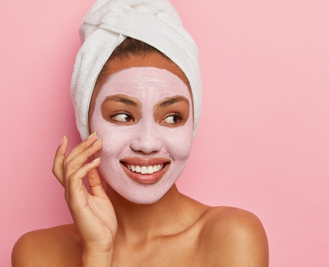 how to apply face pack