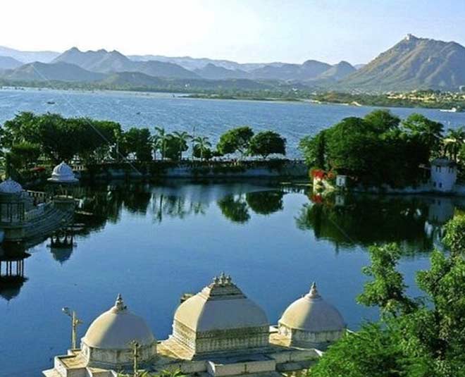 inside  lake in rajasthan