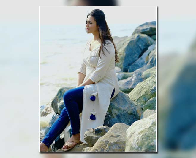 inside  jeans with kurti