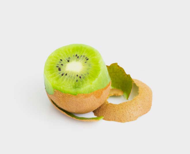 Kiwi Peel Face Scrub Beauty Trick By Expert kiwi peel beauty trick by