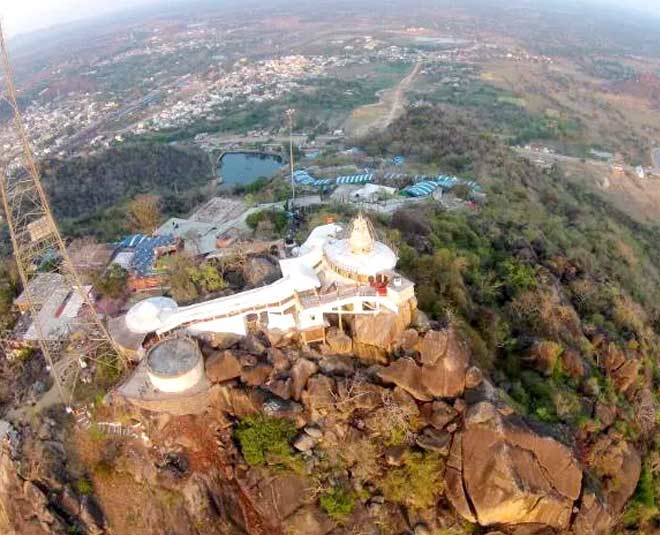 maa bamleshwari temple dongargarh inside 