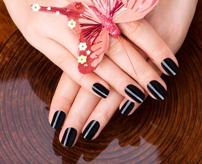 Know About Some Manicure Mistakes You Need To Be Careful About In Hindi | know about some manicure mistakes you need to be careful about | HerZindagi Know About Some Manicure Mistakes You Need To Be Careful About In Hindi | know about some manicure mistakes you need to be careful about | HerZindagi