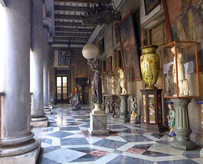 marble palace kolkata INSIDE 