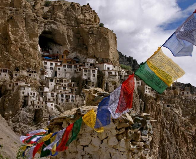 phugtal  monastery facts know inside 