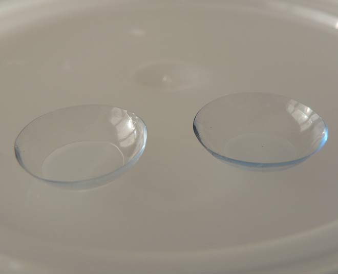 remember when  wearing contact lenses tips inside 