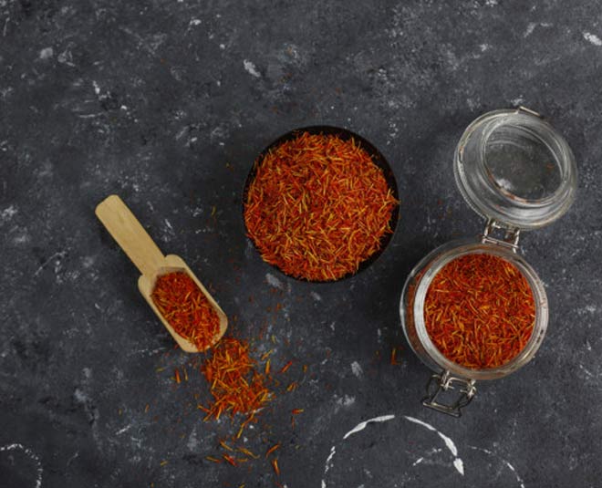 saffron for face pigmentation inside 