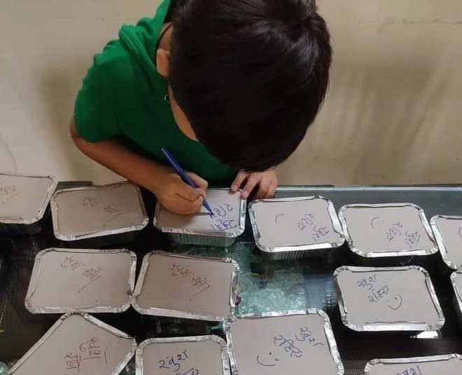 school boy viral photo