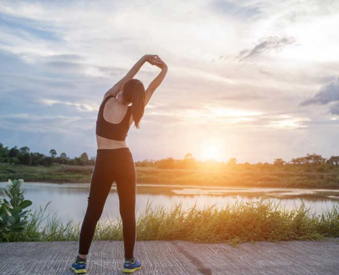 स्ट्रेच करें stretch inside
