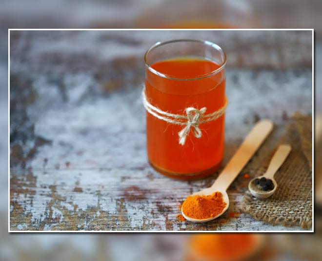 हल्दी का पानी turmeric water