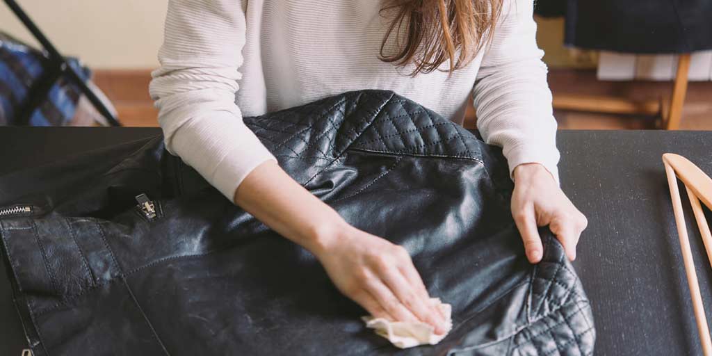 How to Wash Your Leather Jacket in Hindi how to wash your leather