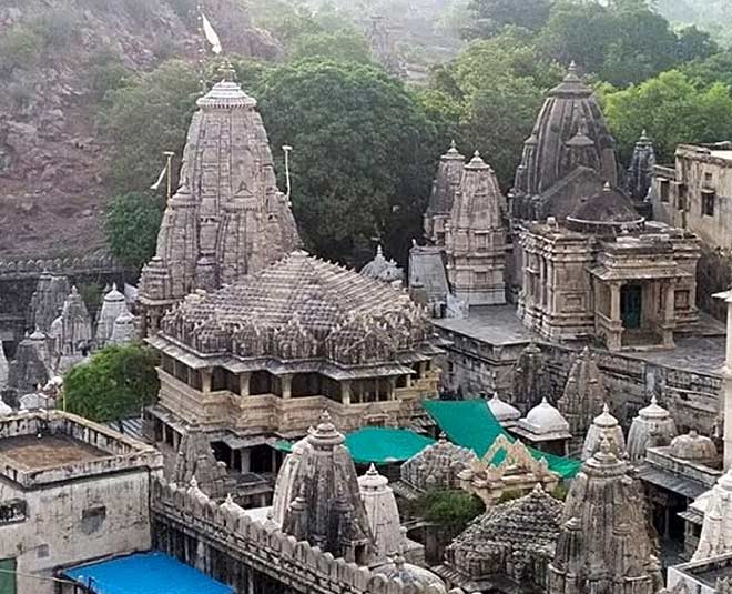 about eklingji temple udaipur inside 