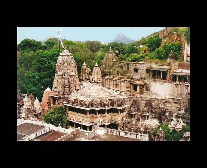 about eklingji temple udaipur inside 
