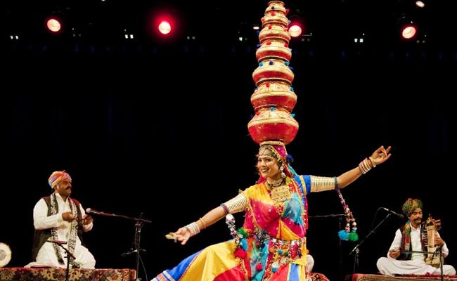 gujarat traditional dance form bhavai