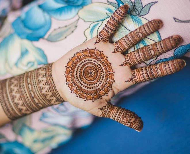 mandala mehndi design