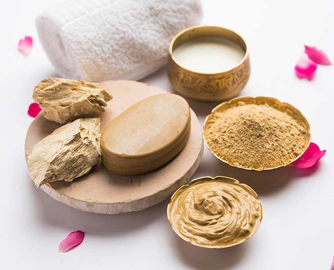 multani mitti milk face pack for dry skin