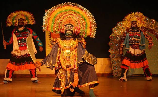 traditional dance form chhhau